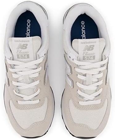Review: We Tried the New Balance Women's 574 Core Sneaker