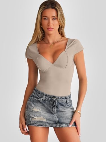 Review: Trendy Queen Women's Deep V-Neck Backless Tops - Y2K Chic Must-Have of 2024